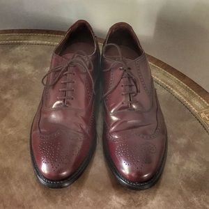 Bostonian Wingtip Oxford Shoes 